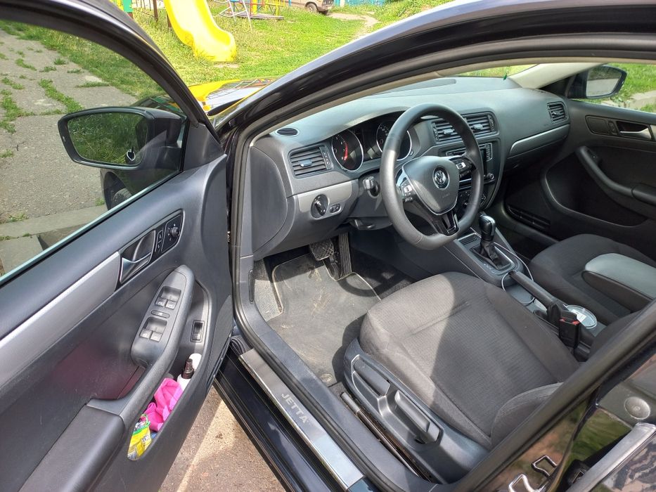 Фольцваген джетта 6 Volkswagen Jetta 1.4 2015г. 
150 к.с..