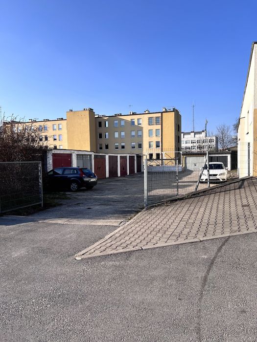 Sprzedam Garaż Murowany KSM - Więcej