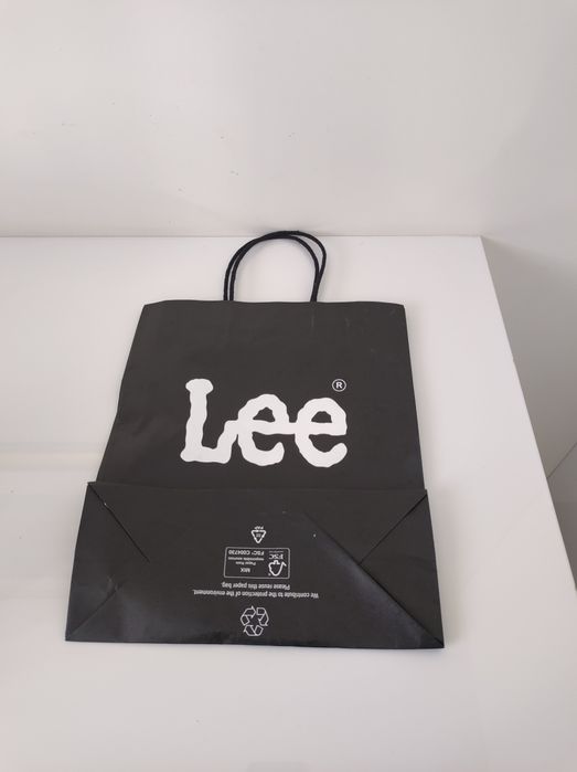 Wrangler Lee czarna papierowa torebka