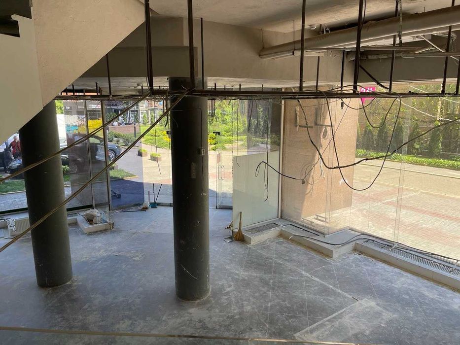 Центр, Жилянська, 59, ЖК Дипломат Холл, перший поверх