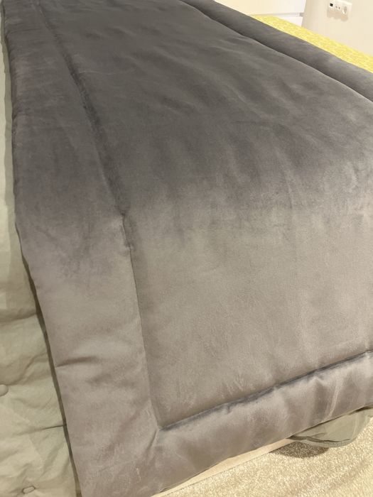 Conjunto tapa pés e fronhas almofadas (cores lilás/malva ou cinza)