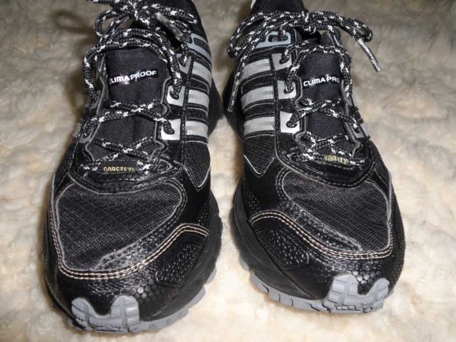 Buty Adidas  GoreTex climaproof 37 i 1/3  czyli 23,5cm