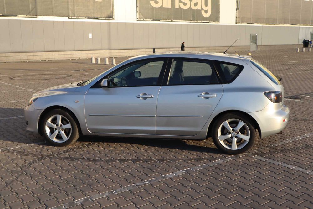 Продам Авто Mazda3 2005
