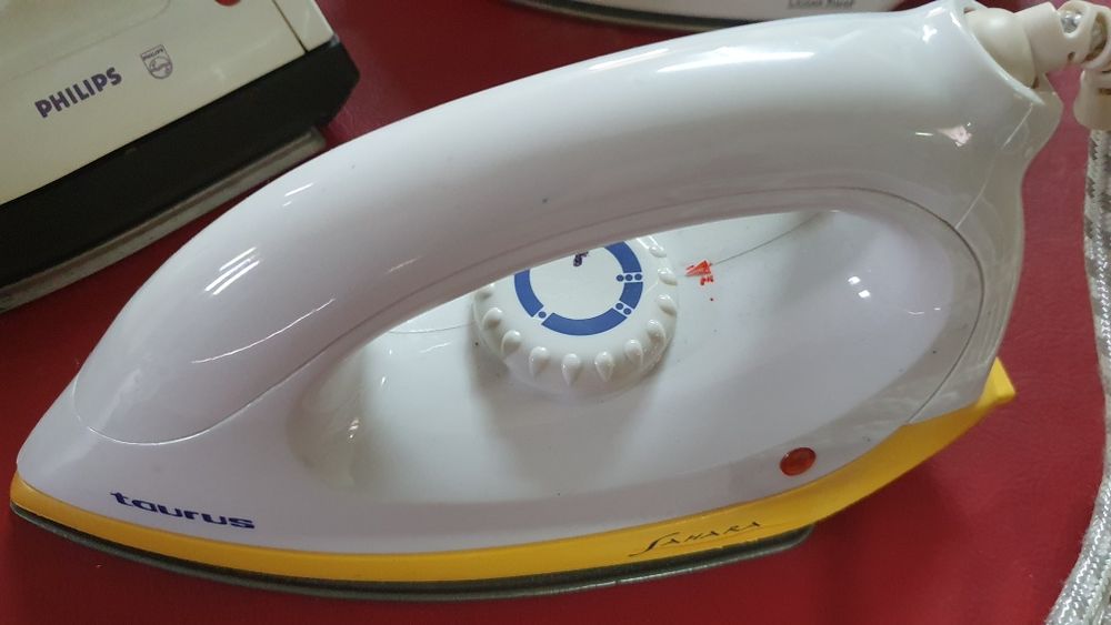 Ferros de Engomar-  10€