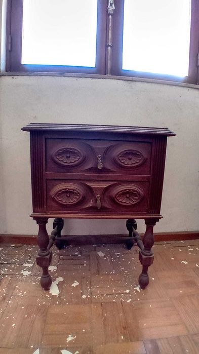 Mobília de quarto completa - Madeira de cerejeira