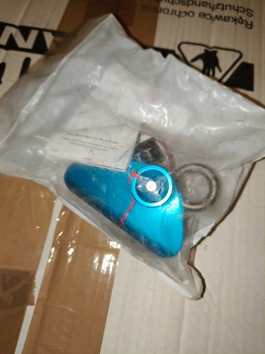 Karabinek Petzl MGO 60, Petzl Grillon.  Do lonży itp.