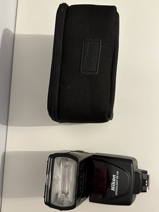 Flash NIKON SB-700