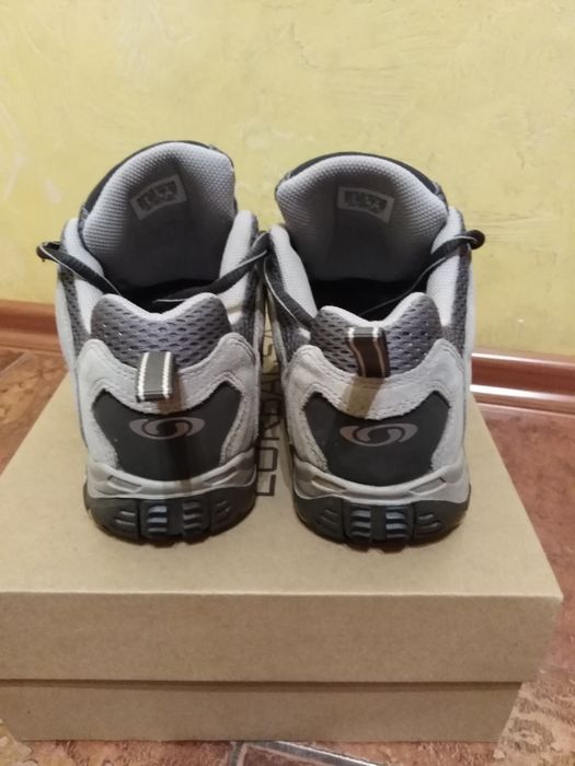 Кроссовки  Salomon (р.38).