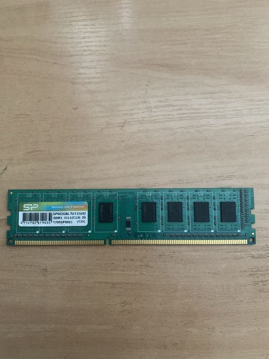 ПК оперативка  2Gb  DDR 3  1333Mhz
