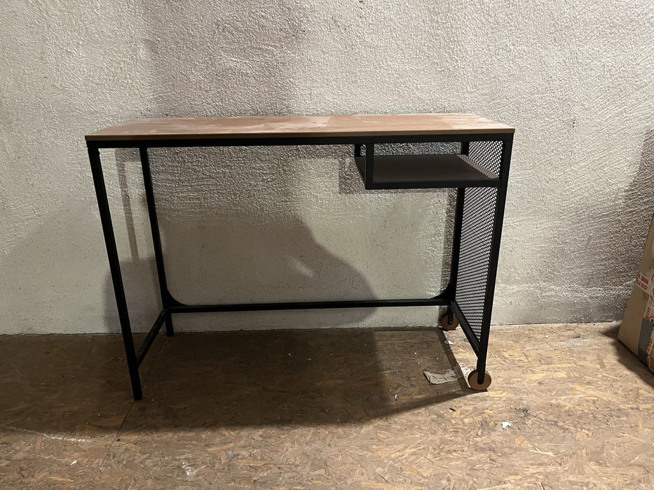Biurko Fjallbo IKEA