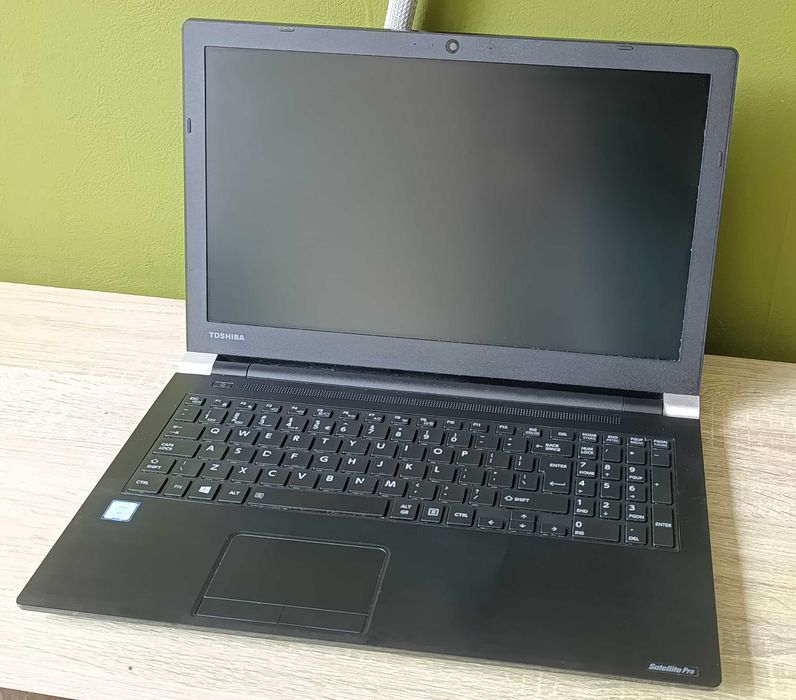 Laptop Toshiba Satellite Pro A50-E  sprawny 100% dobra bateria, szybki i lekki