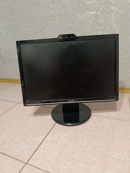 Монитор ASUS 19" VK193D со встроенной веб-камерой