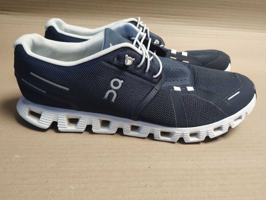 Buty do biegania ON Running Cloud 5 roz. 45