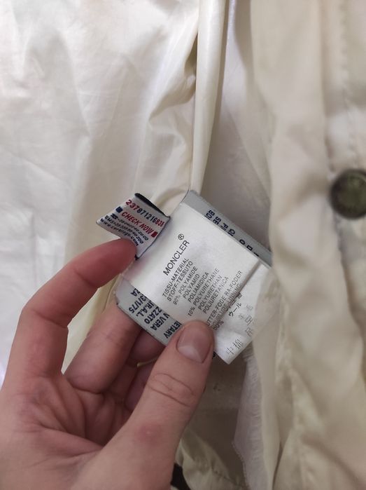 Куртка пуховик Moncler original XS розмір гарний стан