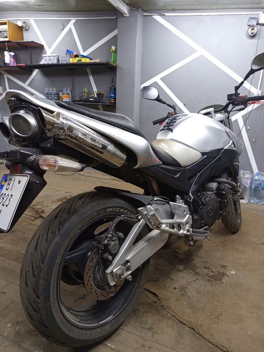 Продам Suzuki gsr 600