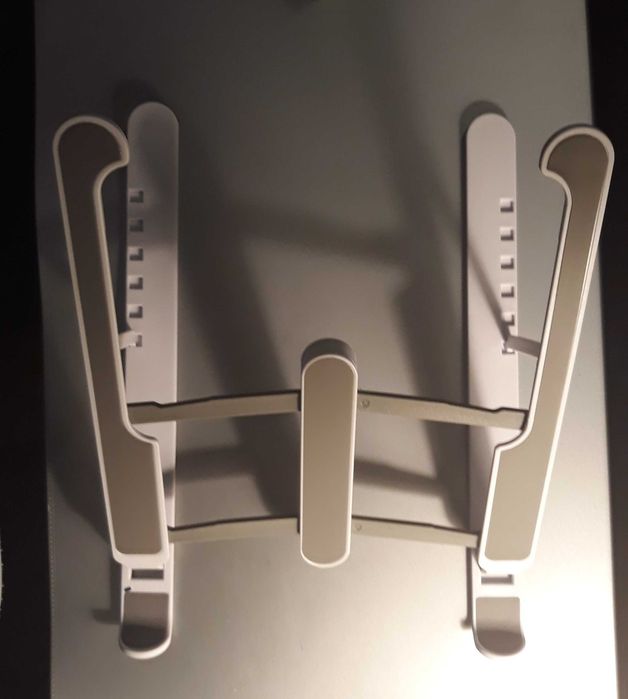 Base Dobravel para Portateis, Tablets e Telemoveis