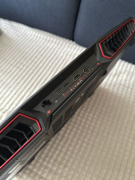 Laptop Msi gt 73vr 7rf titan pro