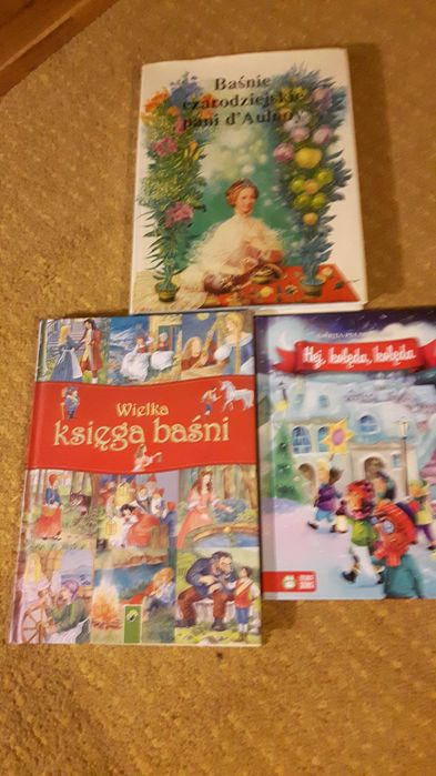 Zestaw książeczek dla dzieci.