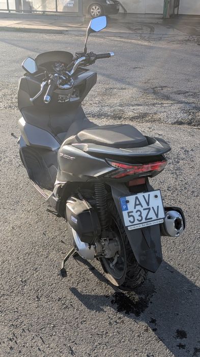 HONDA PCX 125 scooter