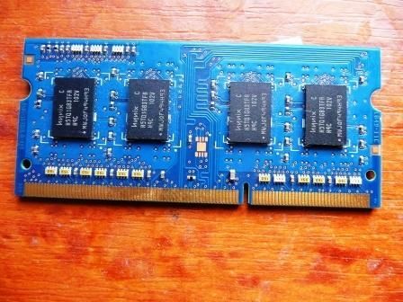 Память для ноутбука 1GB