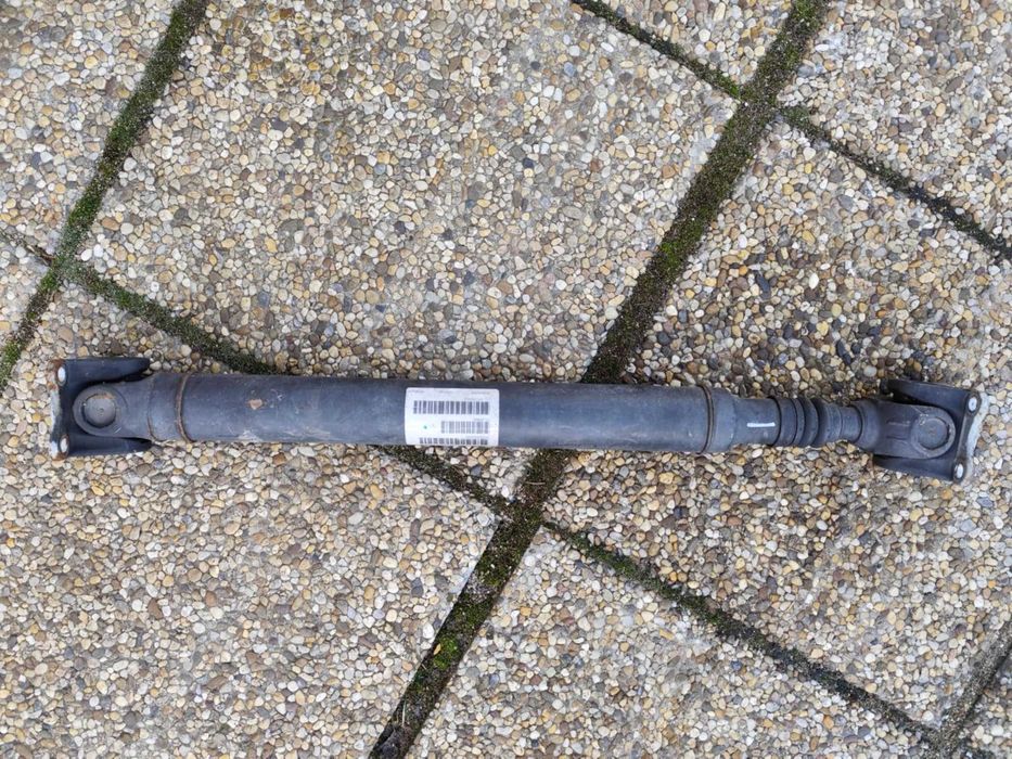 Chrysler 300C Dodge Charger Magnum AWD przedni wał napędowy