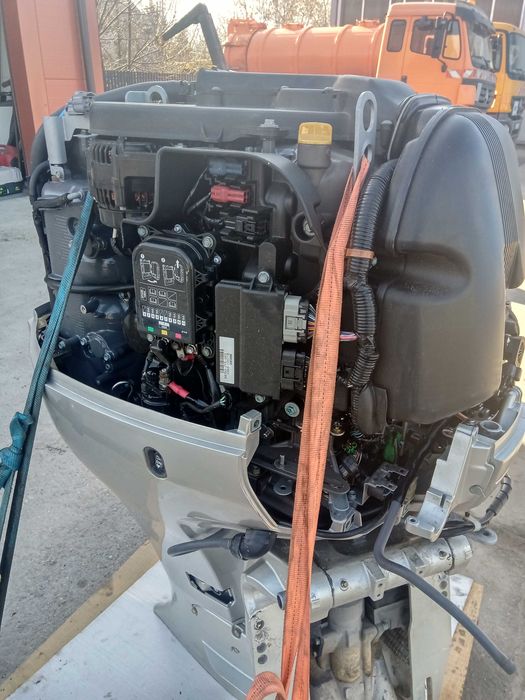 Silnik zaburtowy HONDA 135