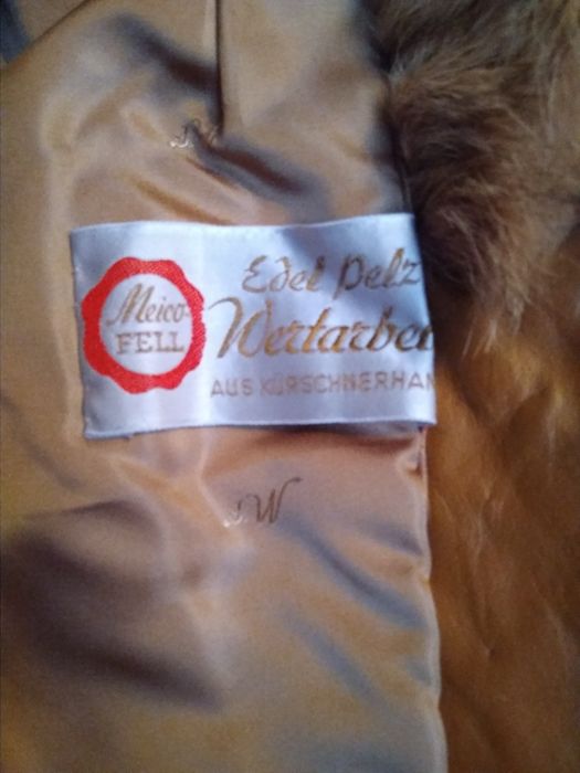 Натуральна шуба, вовк, стан ідеальний