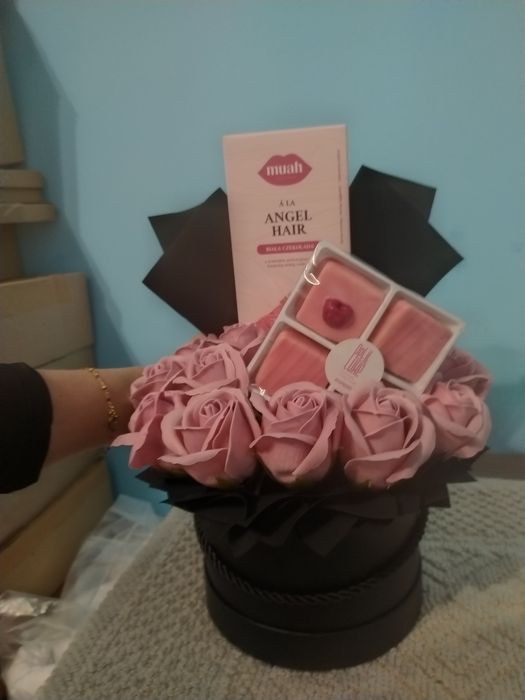 Sprzedam box prezentowy
