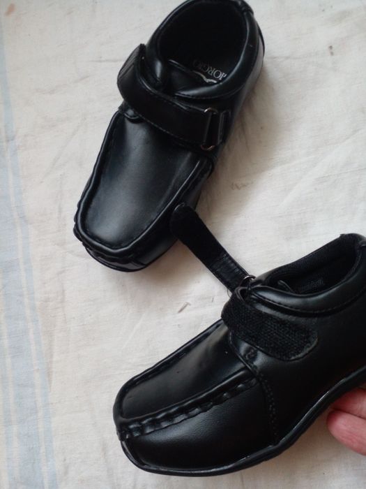 Туфлі на хлопчика 26 р