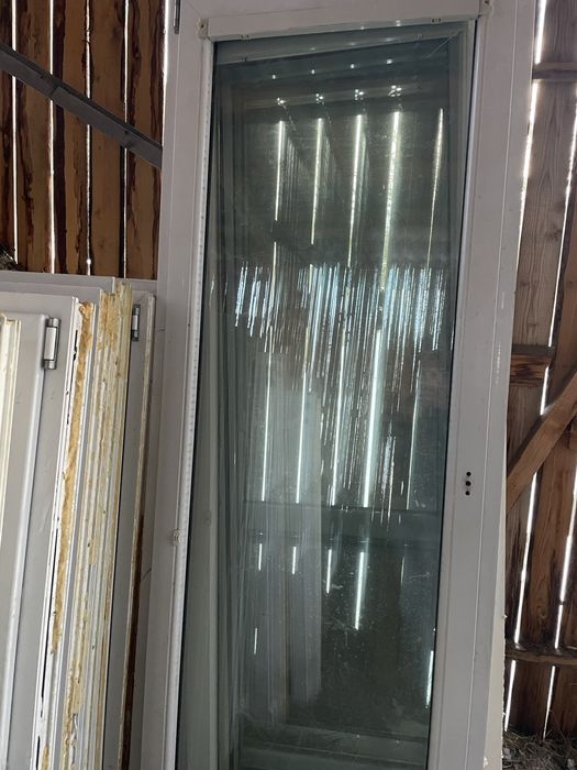 Продав вікна  двері