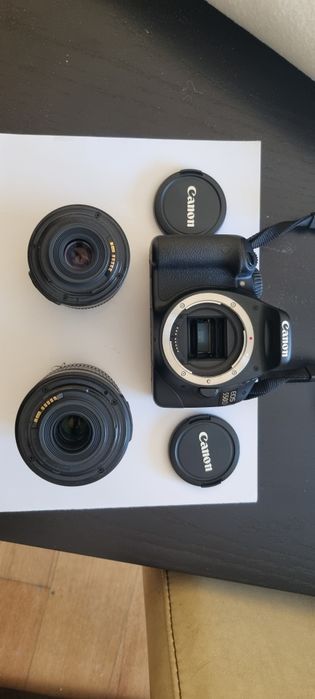 Máquina Fotográfica Canon EOS 550D + Lentes 18-55mm IS e 55-250mm IS