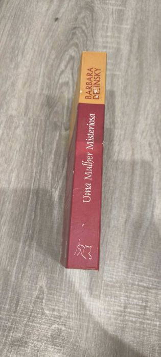 Uma Mulher Misteriosa de Barbara Delinsky