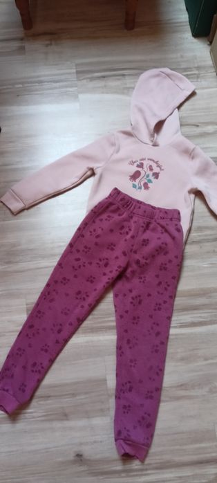 Dres dziecięcy 122