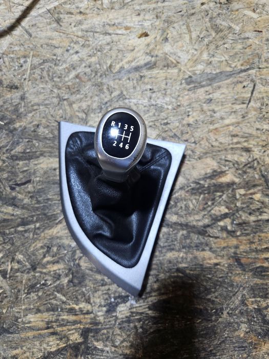 Galka zmiany 6 biegów Bmw 1 E87 E81 E82 E88 lewarek mieszek skrzyni