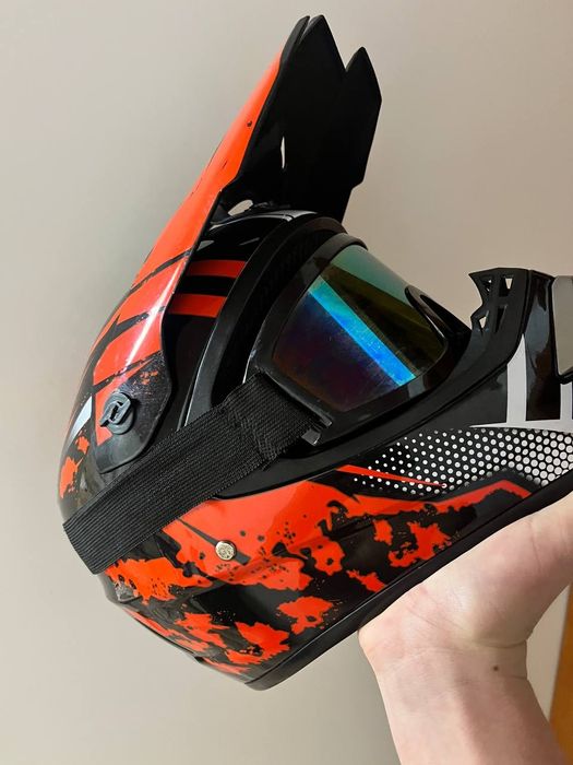 Мотошолом VIRTUE б/у