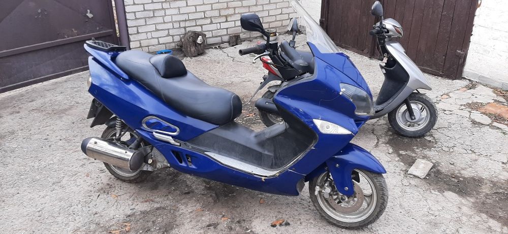 Максі скутер G max Jazz