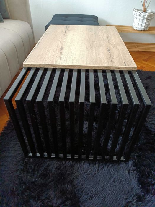 Stolik w loftowym stylu