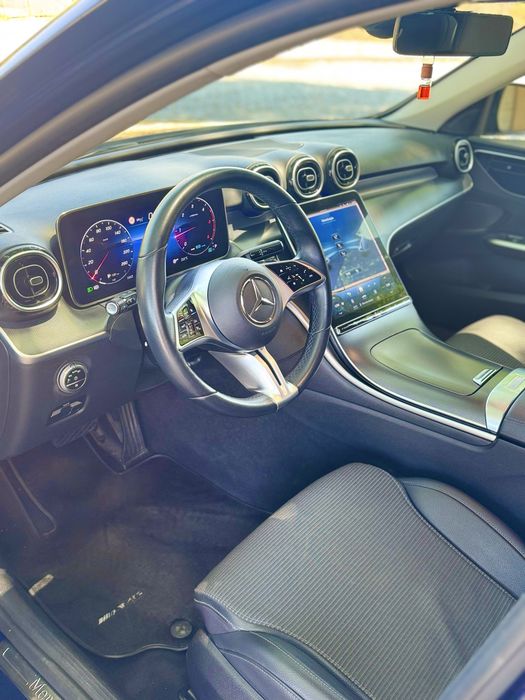 Mercedes-Benz C220
