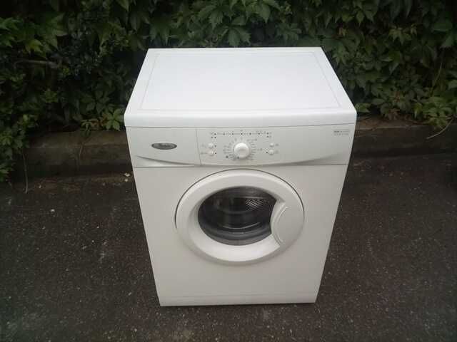 За-4500.стиральная машина whirlpool-5кг рабочая 100%.доставка гарантия