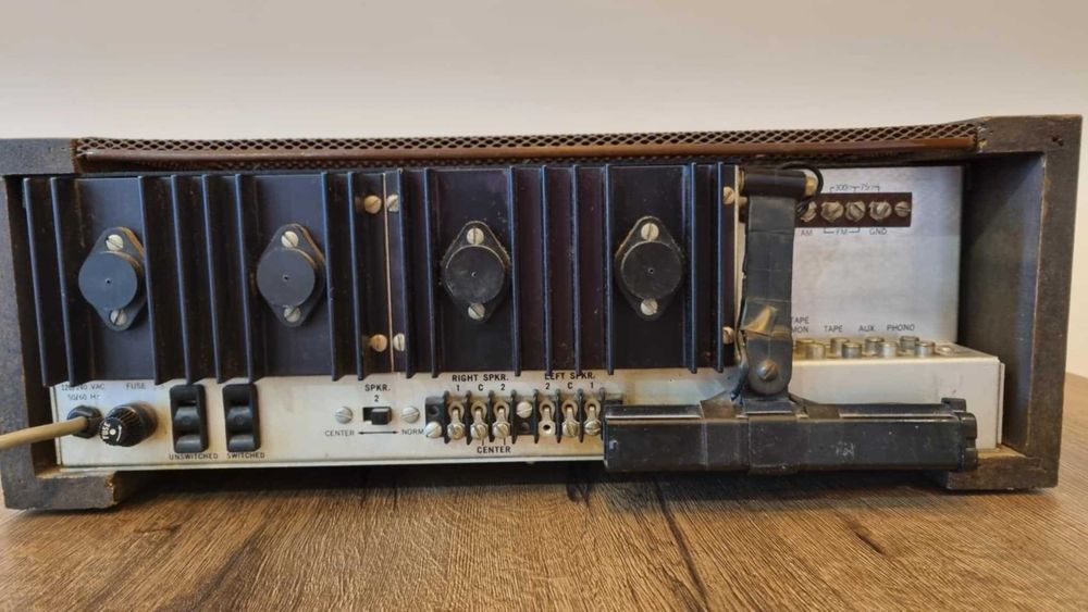 Heathkit AR-29 - amplituner