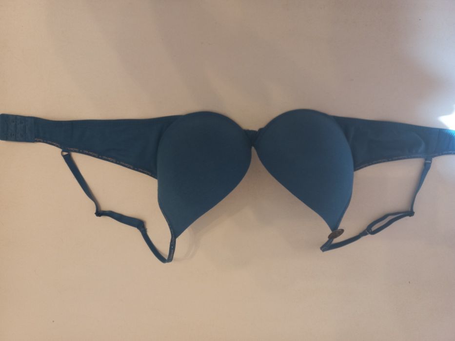 Бюстгалтер Новий