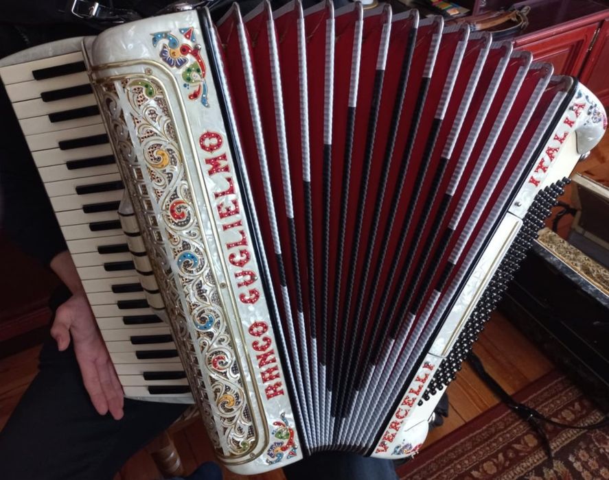 Akordeon Ranco Guglielmo 120 basów 4 chóry