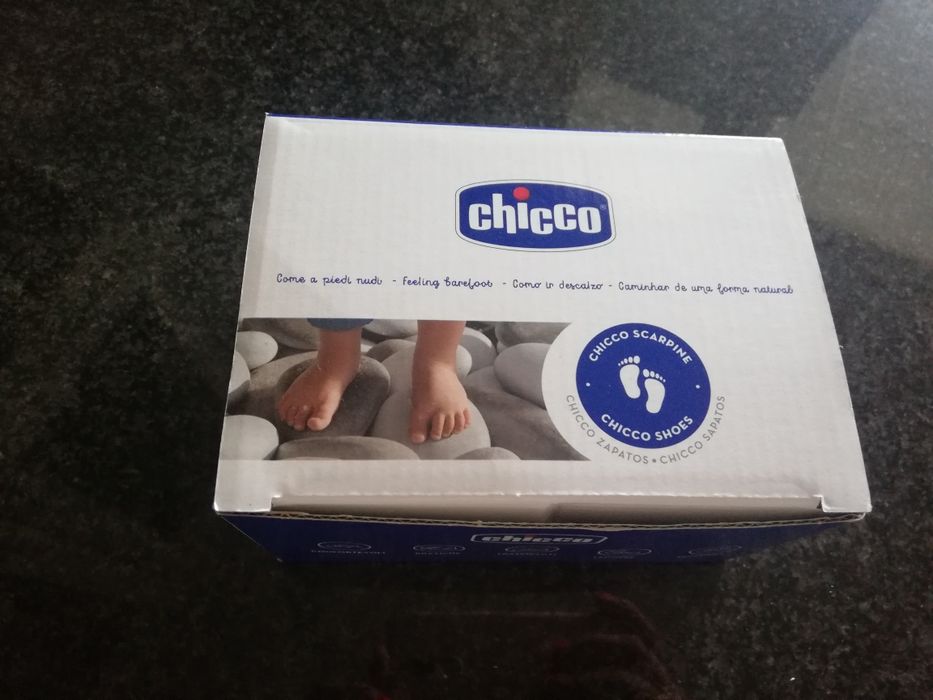 Sandálias Chicco como novas