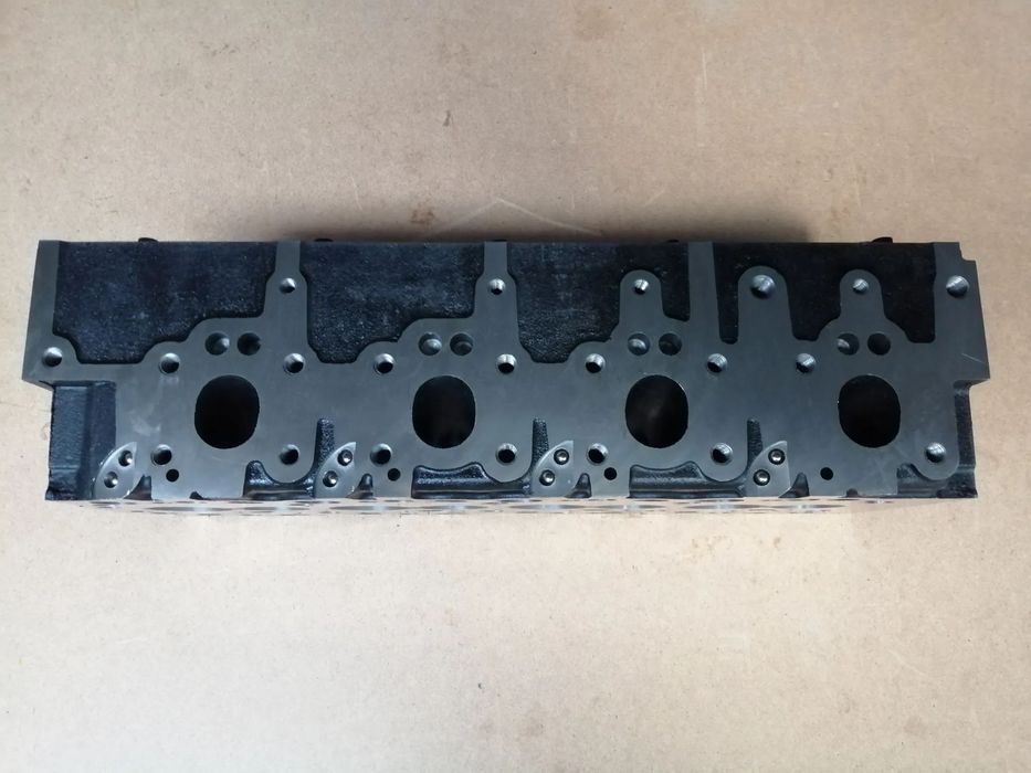 Cabeça de Motor 2.4 D 2L2 - Toyota Hilux / Hiace
