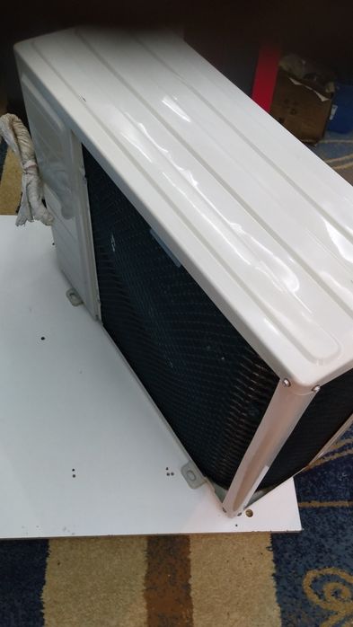 Наружный блок кондиционера Медея  MUE -18HRN1-Q.