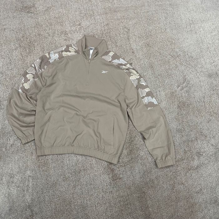 S(size) Ветровка спортивна куртка Reebok nike running