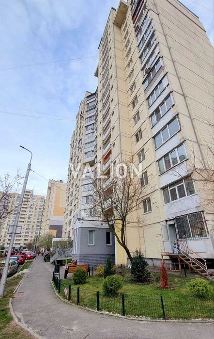Продаж 2К квартири з ремонтом Ернста 6 Солом’янський Правий берег Турецьке містечко