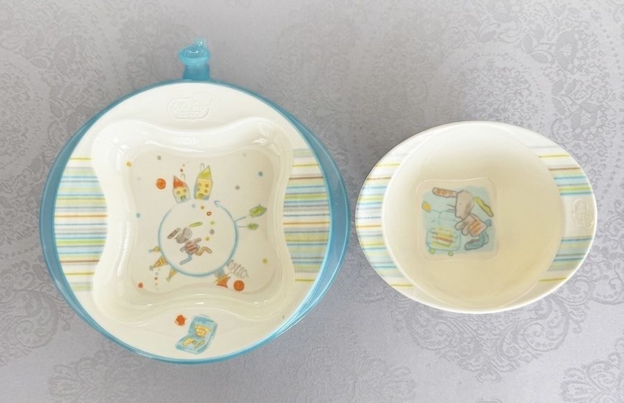 Conjunto de Refeição Infantil Bebé Confort (Prato Térmico/Ventosa + Taça)