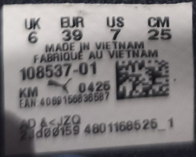 Oryginalne Buty sportowe Puma Ultra 6 Play IT r. 39.