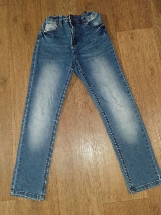 Джинси на дівчинку